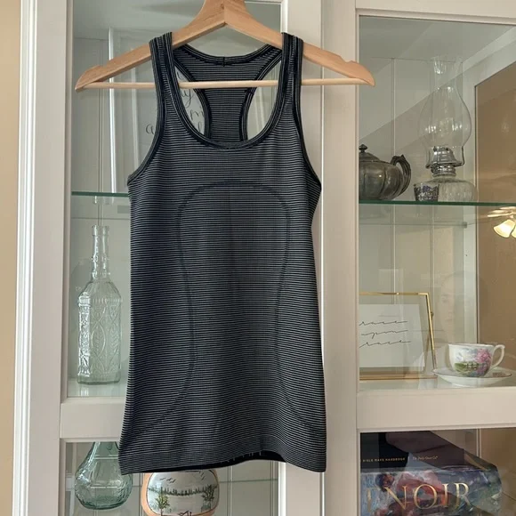 Lululemon Swiftly Tech Racerback Hyperstripe - Picture 7 of 8